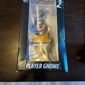Forever collector Nashville tiger cats NHL Player Gnome Figurine